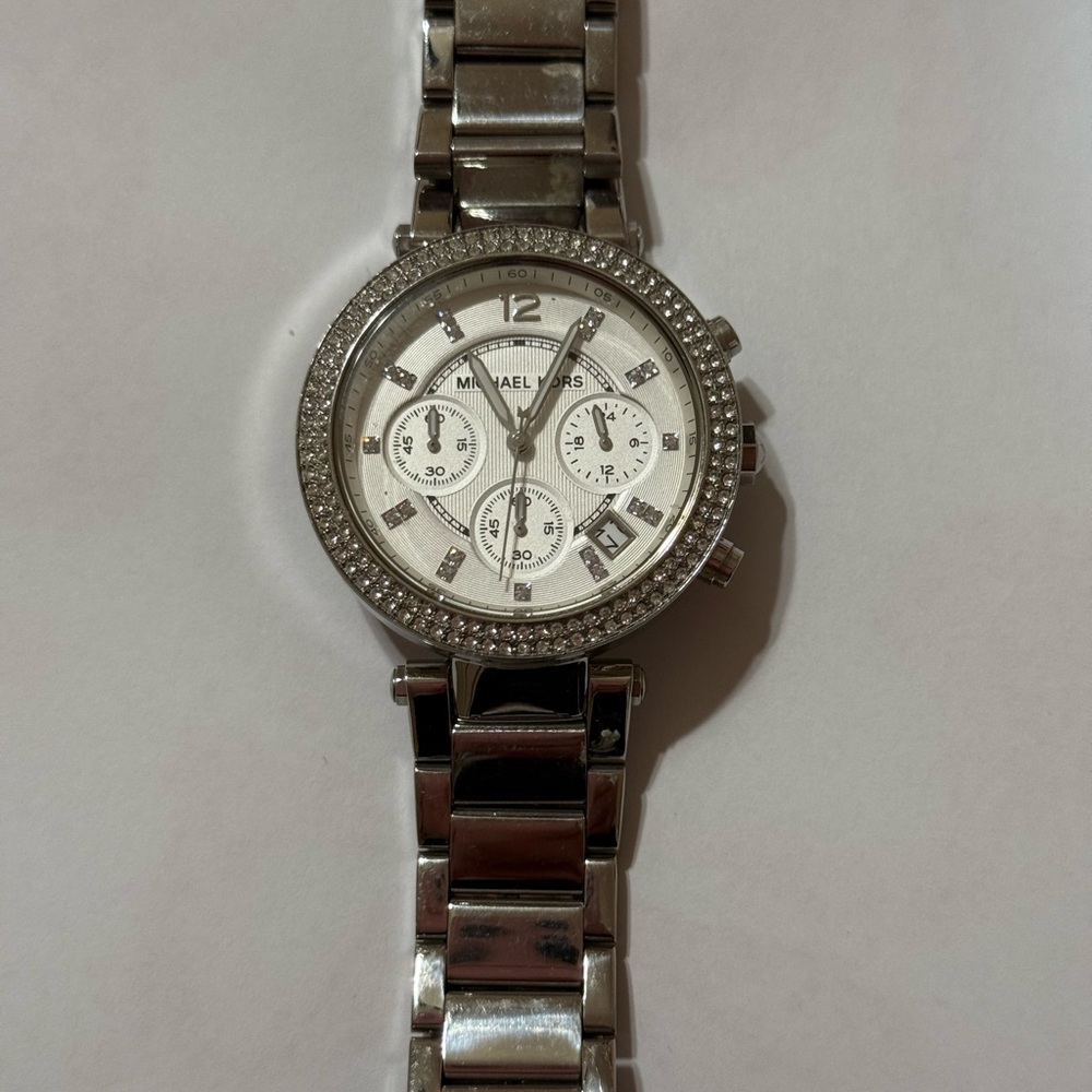 Michael Kors Silver and White Chronograph Watch